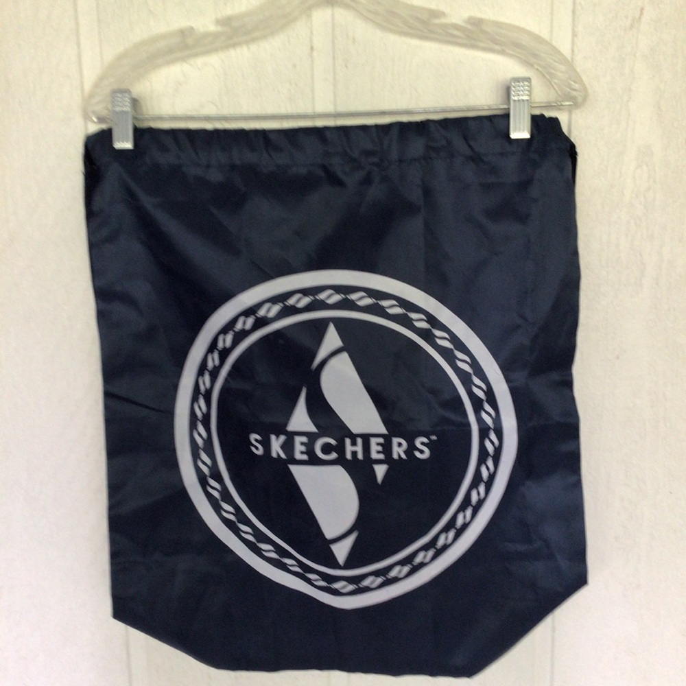 SKECHERS NAVY NYLON DRAWSTRING BAG